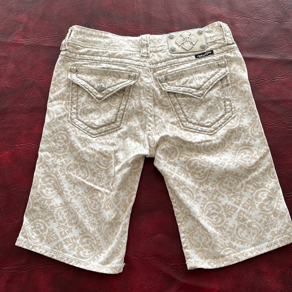 Miss Me CARGO Bermuda shorts. Size 26. - Picture 2 of 6